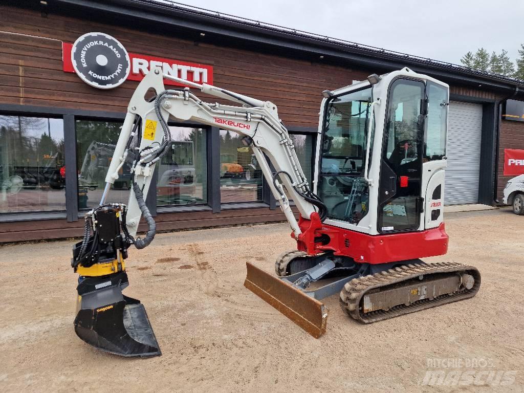 Takeuchi TB 325 R Εκσκαφάκι (διαβολάκι) < 7t