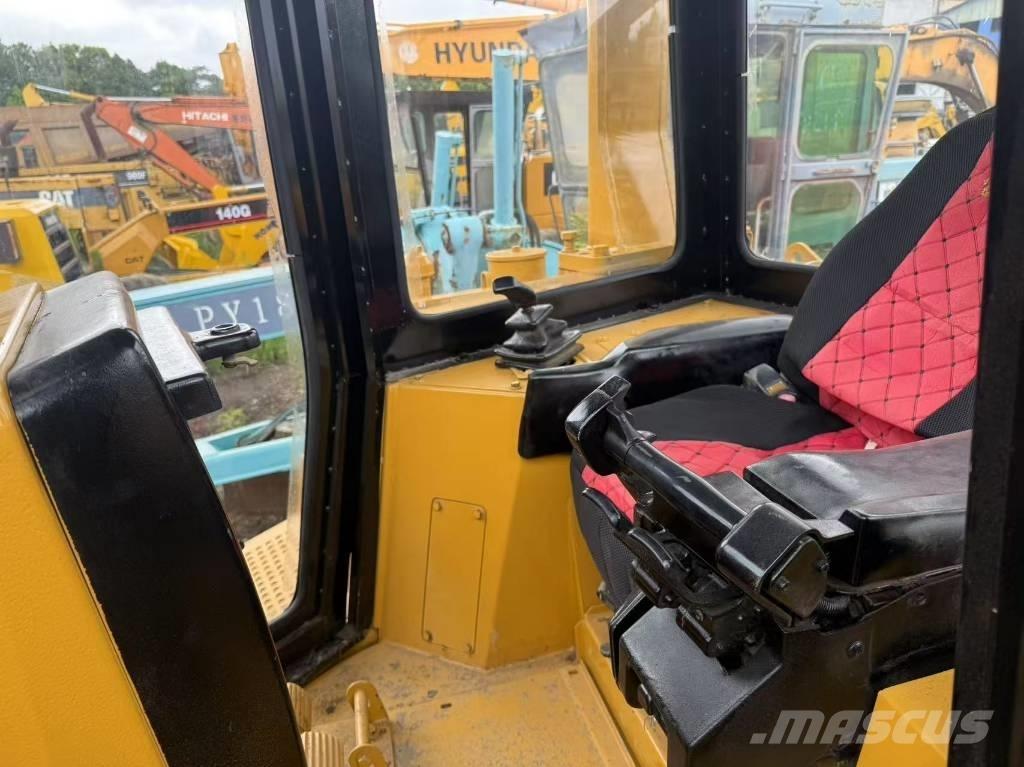 CAT D 6 R Μπουλντόζες με ερπύστριες