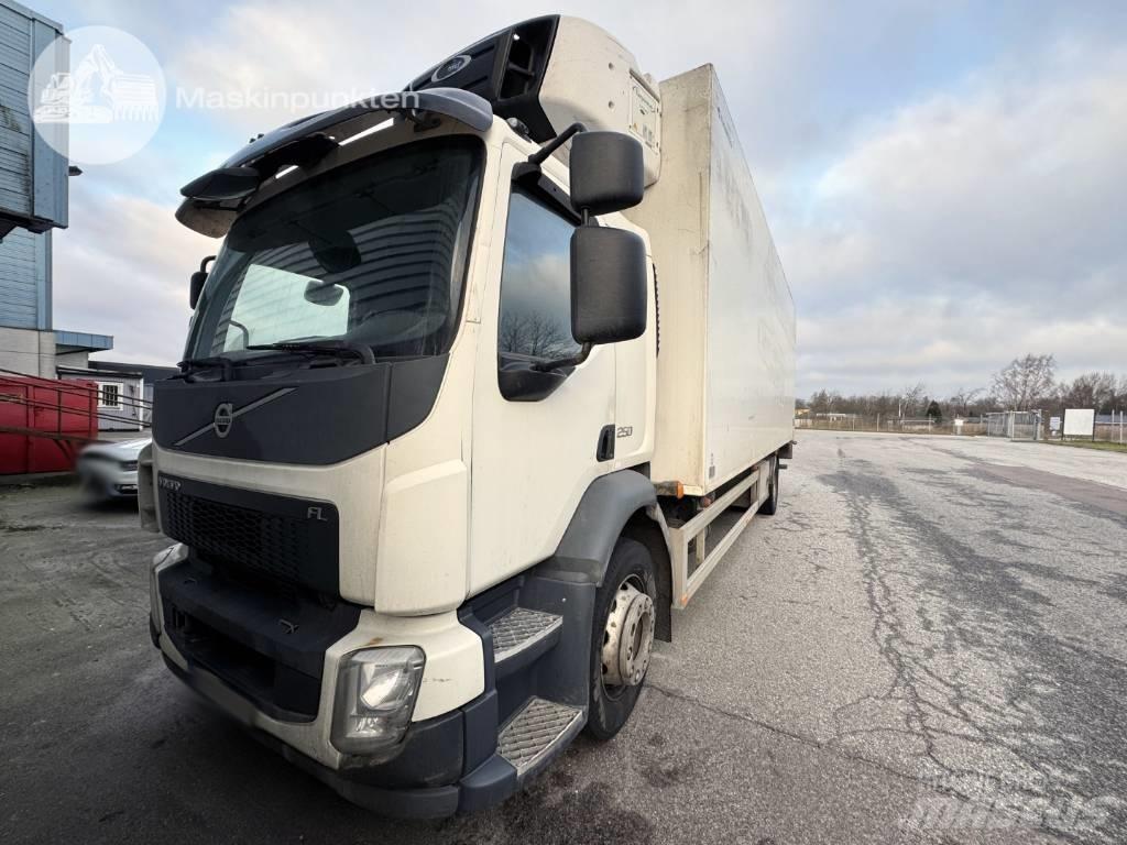 Volvo FL 250 Φορτηγά Ψυγεία