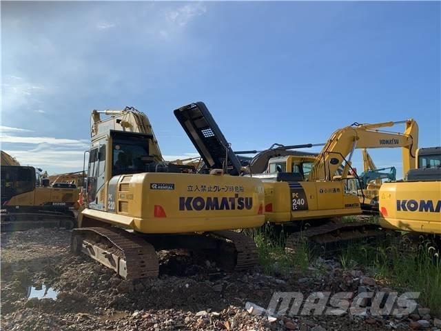 Komatsu PC 220-8 Εκσκαφείς με ερπύστριες