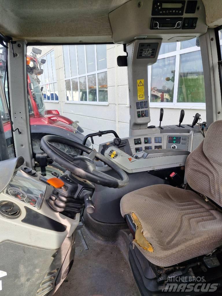 CLAAS Arion 640 Τρακτέρ