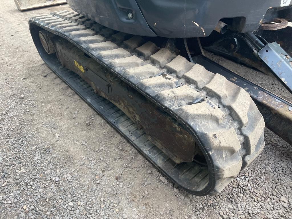 Bobcat E 26 Εκσκαφάκι (διαβολάκι) < 7t