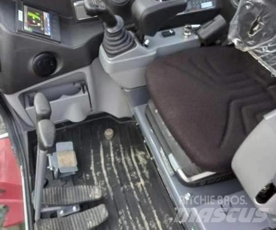 Takeuchi TB 240 DPF Εκσκαφάκι (διαβολάκι) < 7t