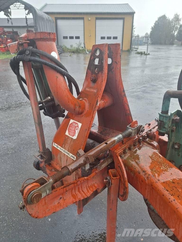 Kverneland W2 Αναστρεφόμενα άροτρα