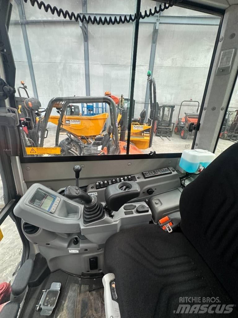 Takeuchi TB 325 R Εκσκαφάκι (διαβολάκι) < 7t