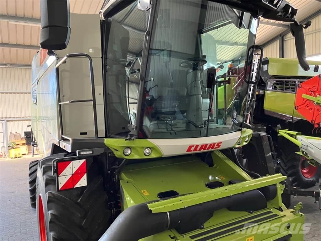 CLAAS TRION 730 Θεριζοαλωνιστικές μηχανές