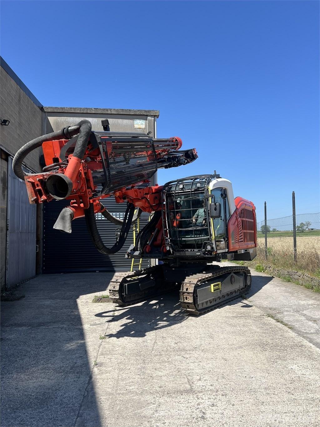 Sandvik dx910i Εξοπλισμός επιφανειακών γεωτρήσεων