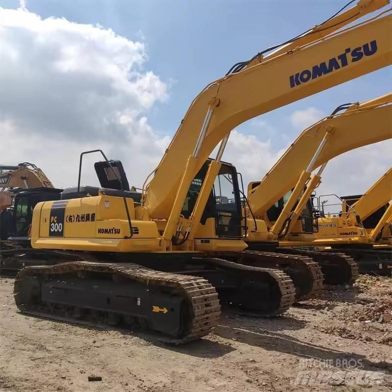 Komatsu PC 300 Εκσκαφείς με ερπύστριες