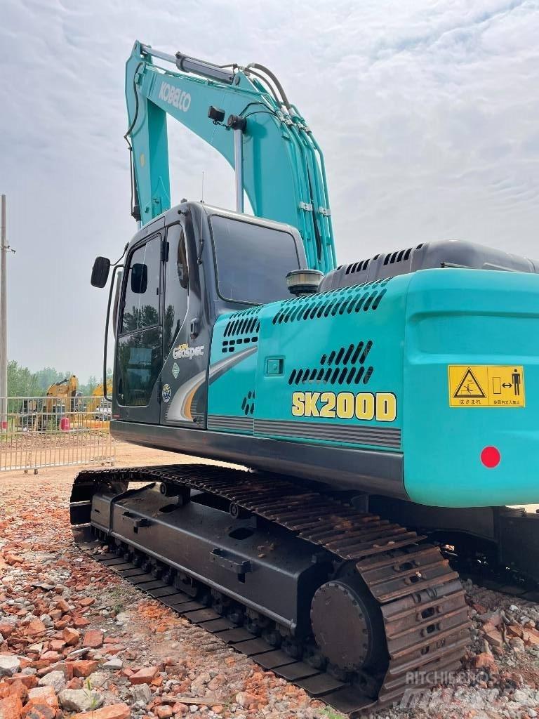 Kobelco 200 Εκσκαφείς με ερπύστριες