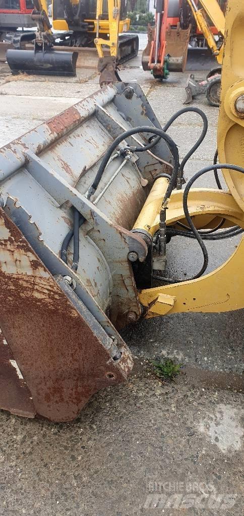 CAT 906M Φορτωτές με λάστιχα (Τροχοφόροι)