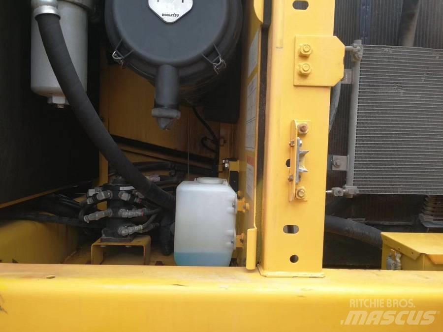 Komatsu pc200-8 Εκσκαφείς με ερπύστριες