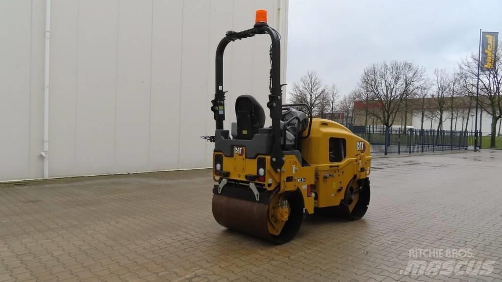 CAT CB2.5 GC Οδοστρωτήρες διπλού κυλίνδρου
