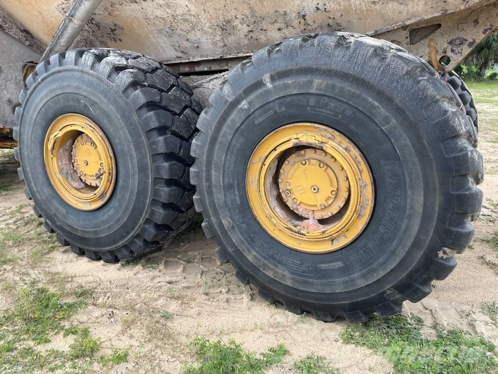 CAT 740 GC Σπαστό Dump Truck ADT