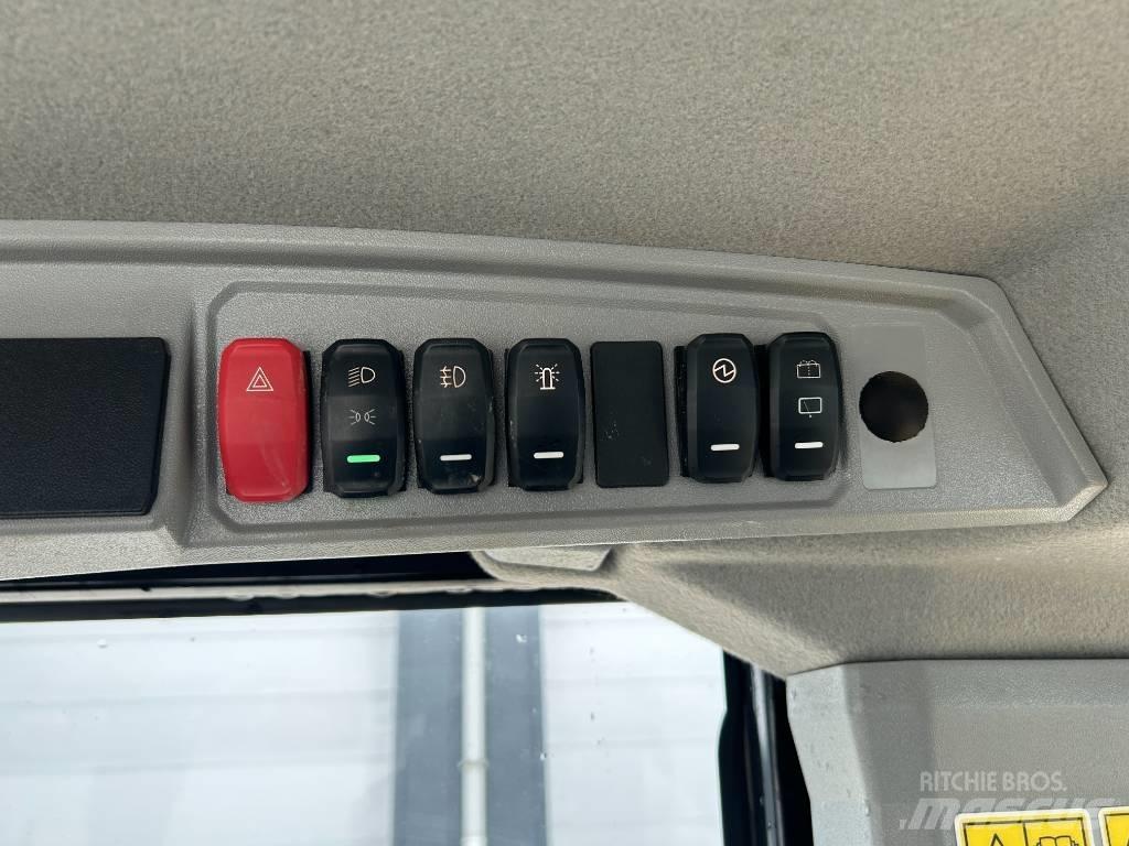 CAT 906 Φορτωτάκια