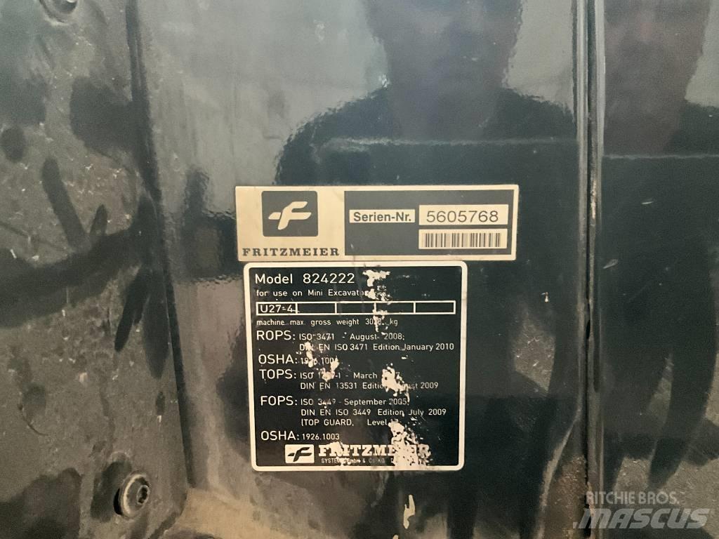 Kubota U 27-4 Καμπίνες και εσωτερικό
