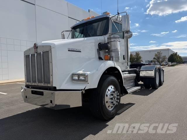 Kenworth T 800 Τράκτορες