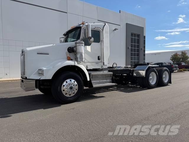 Kenworth T 800 Τράκτορες