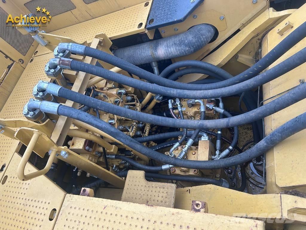 CAT 374 Εκσκαφείς με ερπύστριες