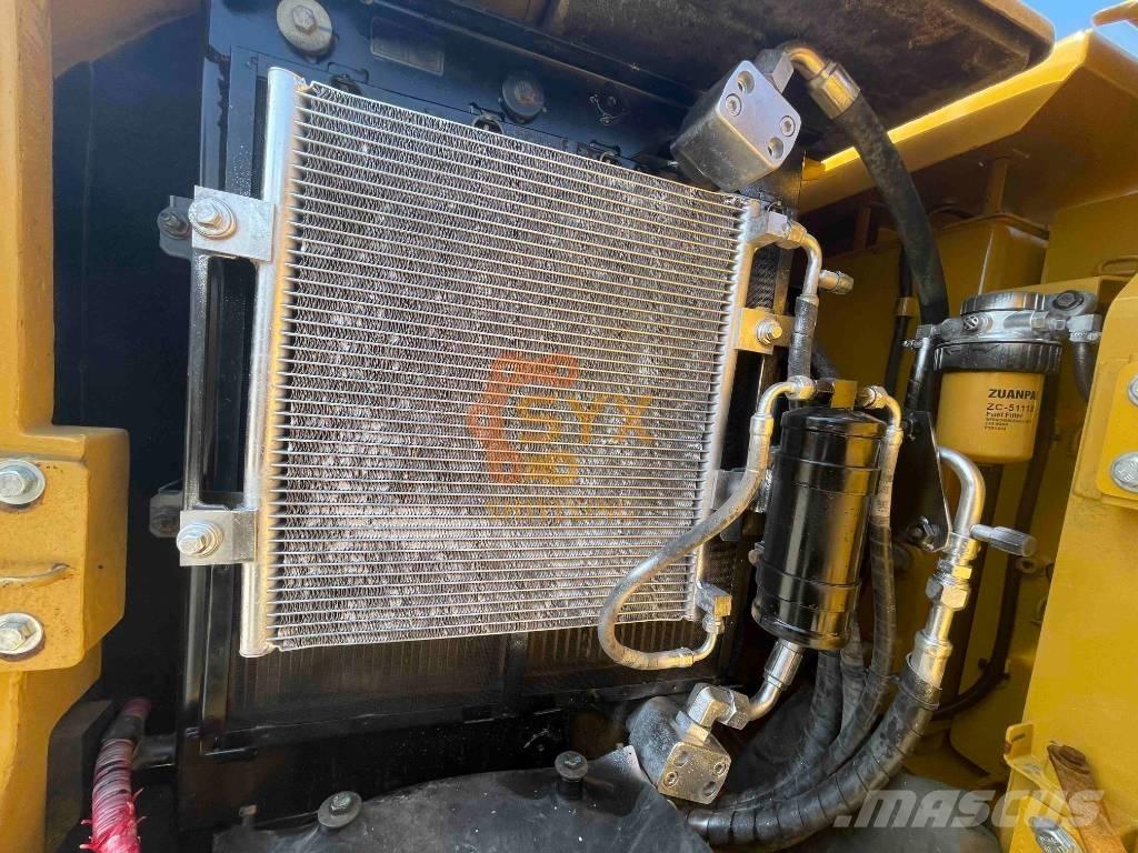 CAT 305.5 E 2 Εκσκαφείς με ερπύστριες