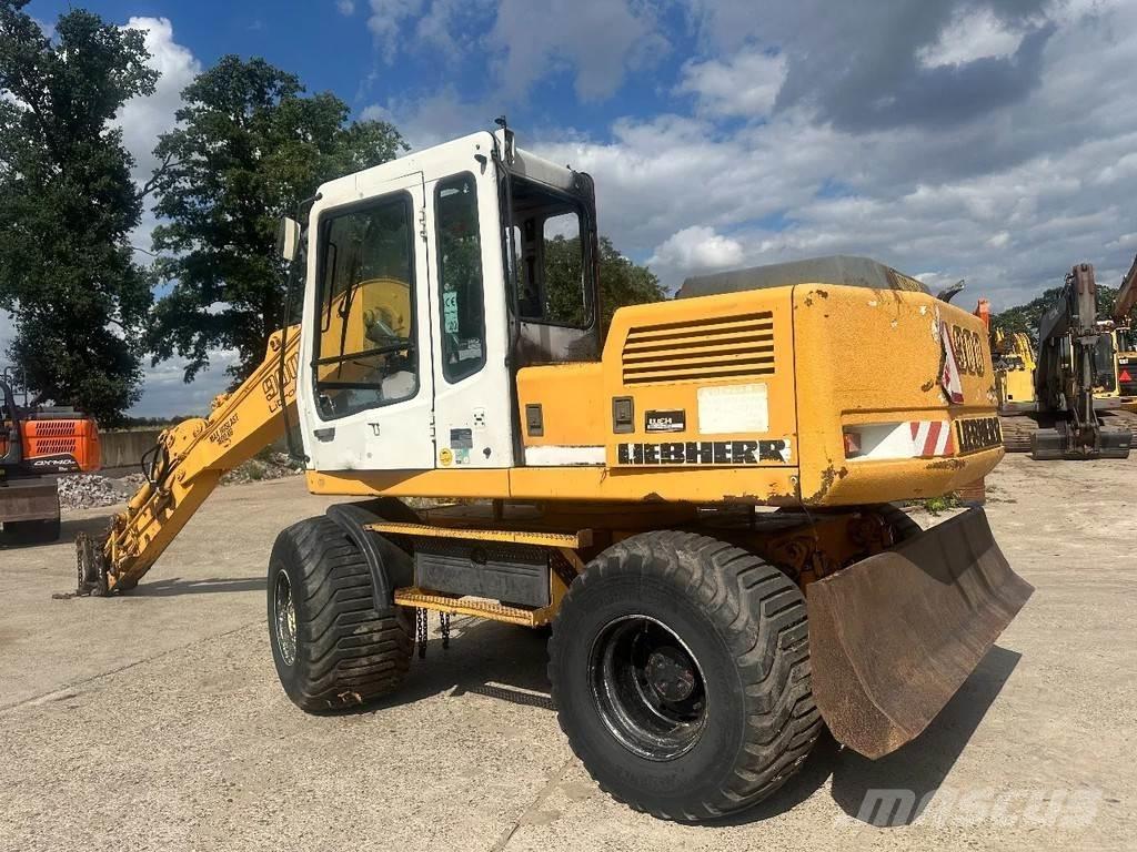 Liebherr A900 Εκσκαφείς με τροχούς - λάστιχα