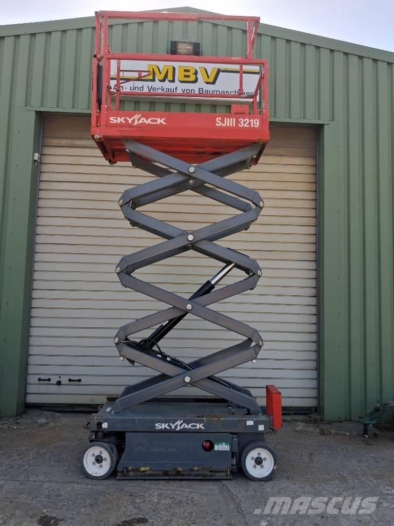 SkyJack SJ III 3219 Ανυψωτήρες ψαλιδωτής άρθρωσης