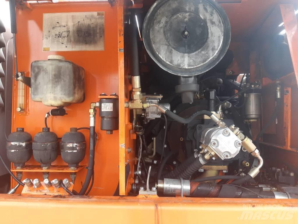 Fiat-Kobelco E175W Εκσκαφείς με τροχούς - λάστιχα