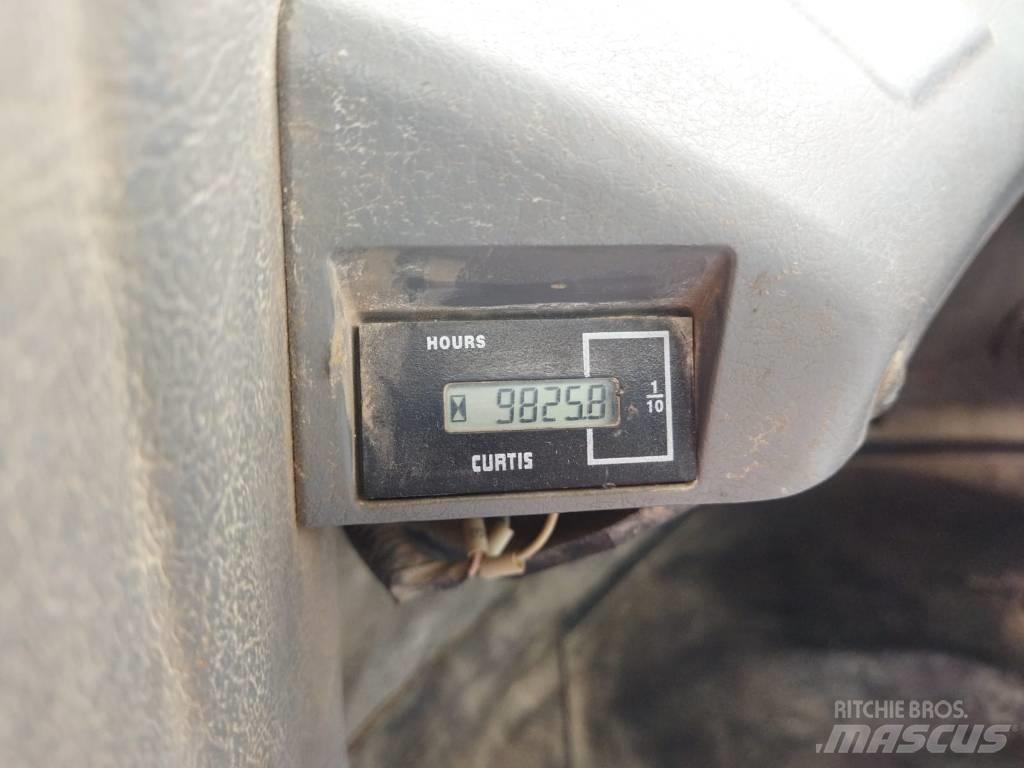 Doosan DL 300 Φορτωτές με λάστιχα (Τροχοφόροι)