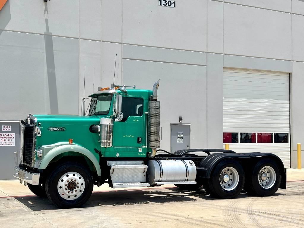 Kenworth W 900 Τράκτορες