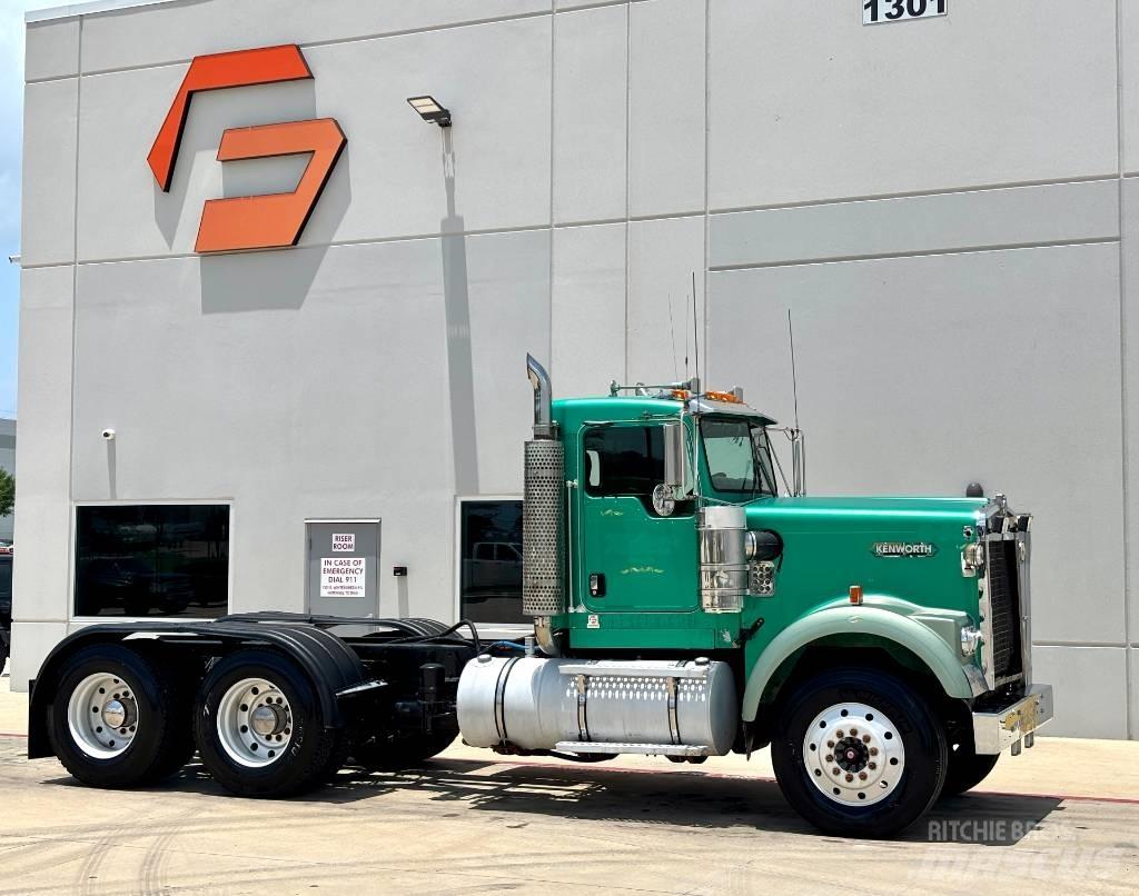 Kenworth W 900 Τράκτορες
