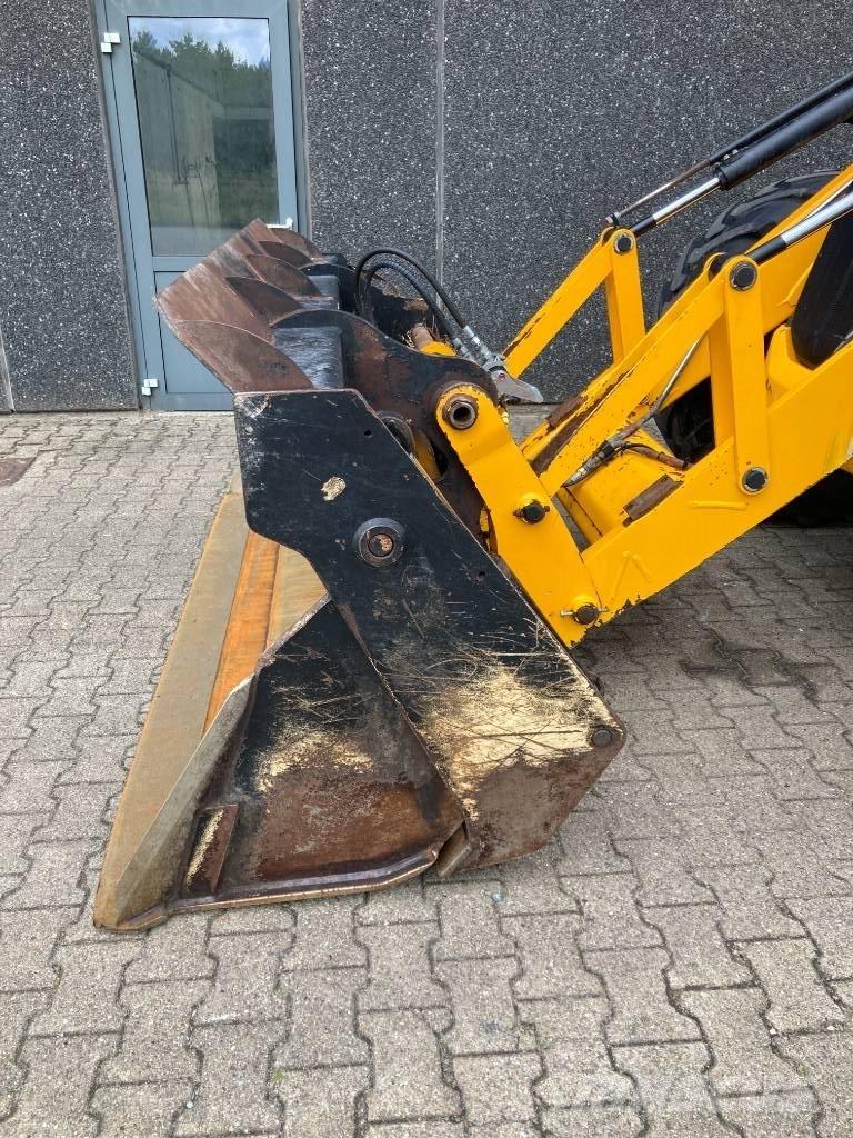 JCB 4 CX Εκσκαφείς Φορτωτές τύπου JCB