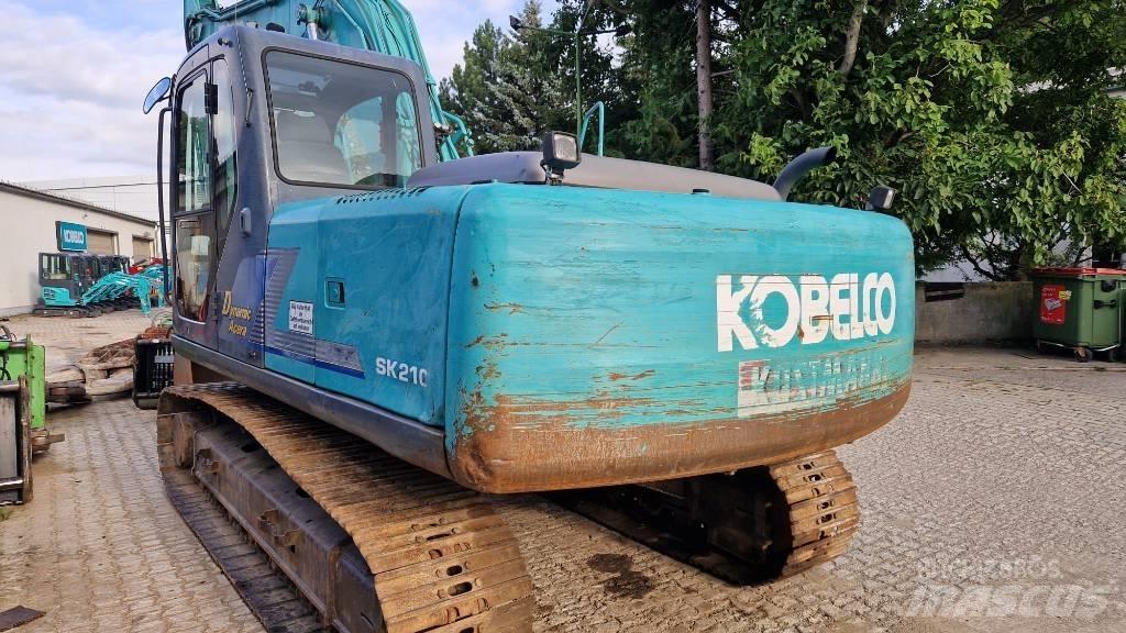 Kobelco SK210 Εκσκαφείς με ερπύστριες