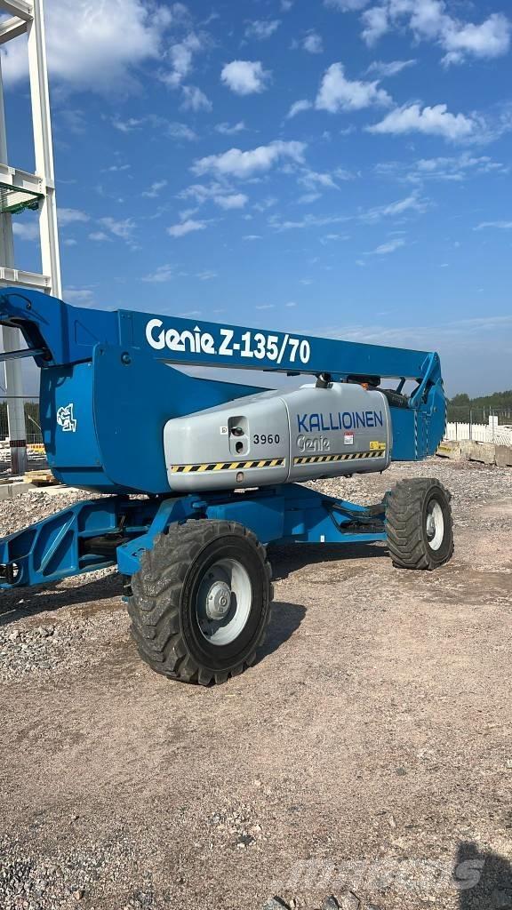 Genie Z 135/70 RT Ανυψωτήρες με αρθρωτό βραχίονα