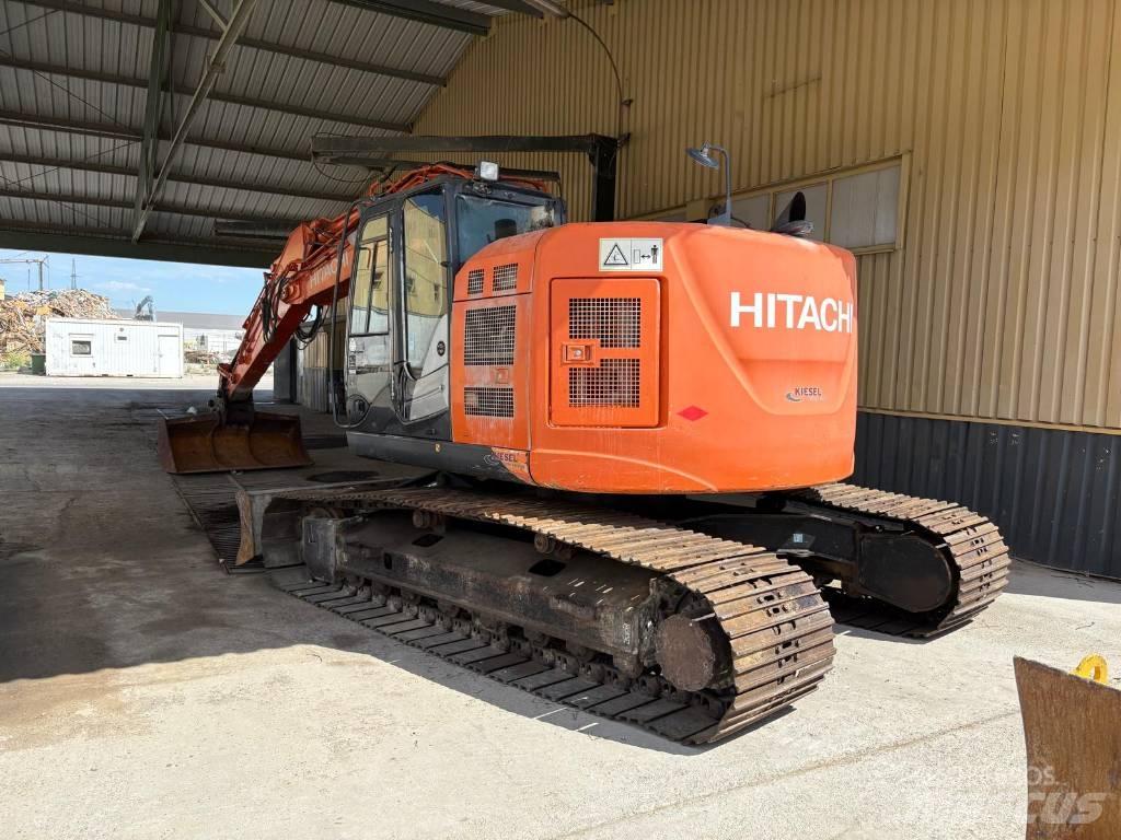 Hitachi ZX 225 Εκσκαφείς με ερπύστριες