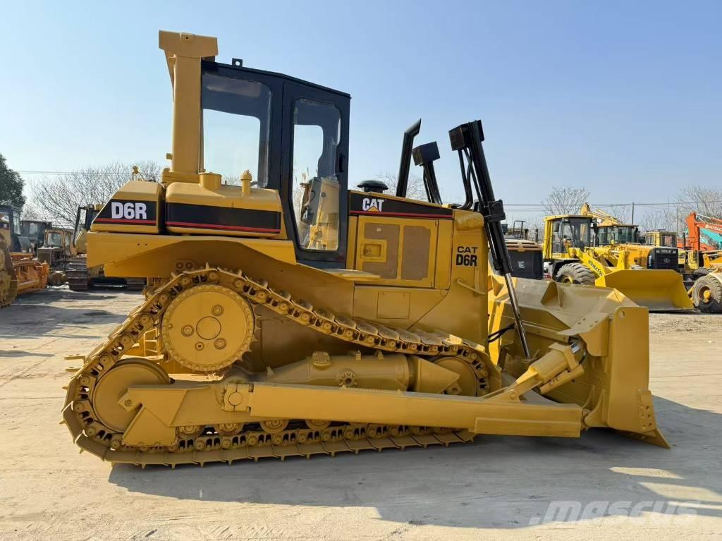 CAT D 6 R Μπουλντόζες με ερπύστριες