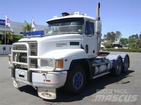 Mack Fleetliner Τράκτορες