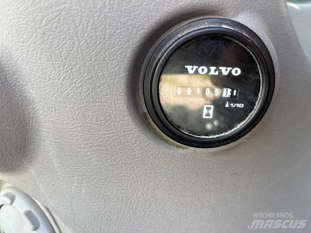 Volvo EC 300 EL Εκσκαφείς με ερπύστριες
