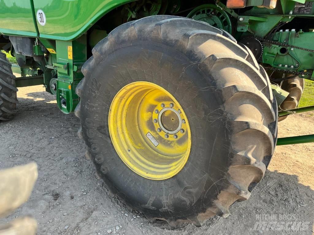 John Deere W 650 i Θεριζοαλωνιστικές μηχανές