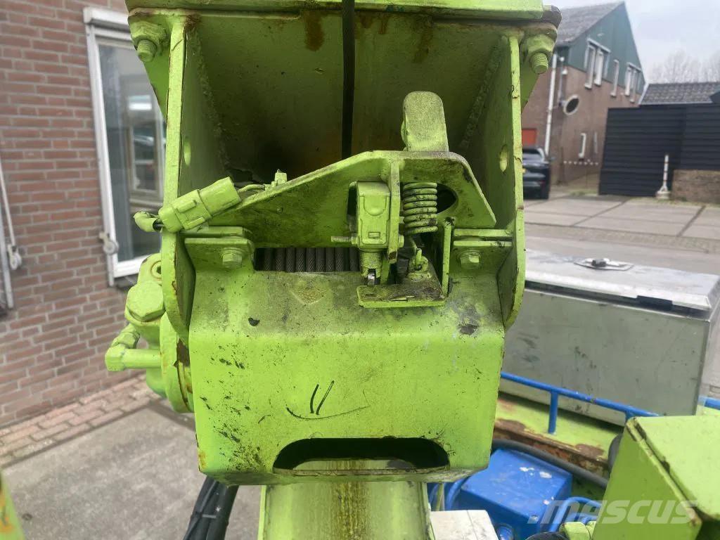 Maeda MC-305C Γερανοί με ερπύστριες