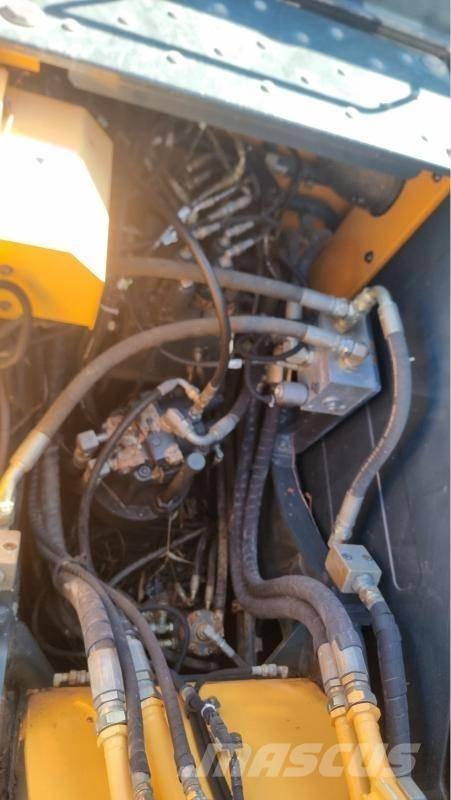 Hyundai HW145 Εκσκαφείς με τροχούς - λάστιχα