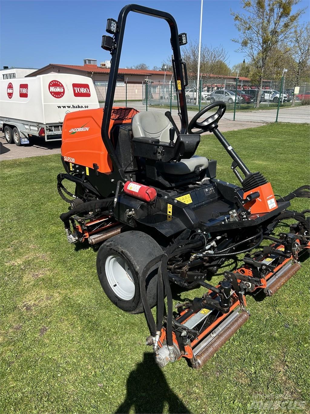 Jacobsen SLF530 Χορτοκοπτικά διαύλων