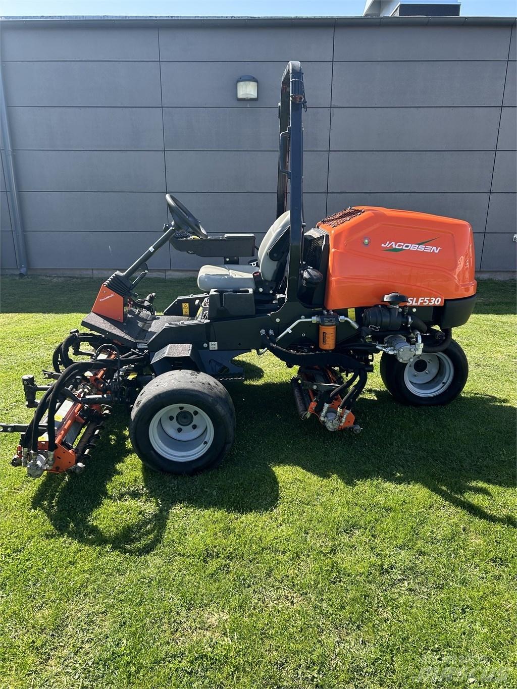 Jacobsen SLF530 Χορτοκοπτικά διαύλων