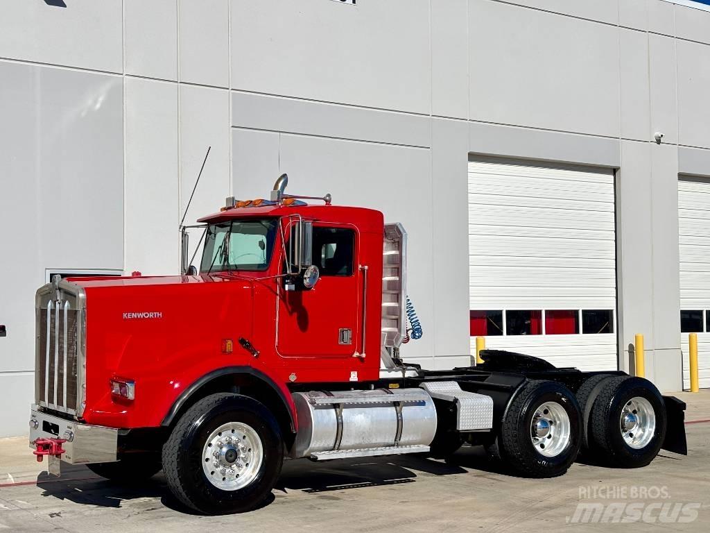 Kenworth T 800 Τράκτορες
