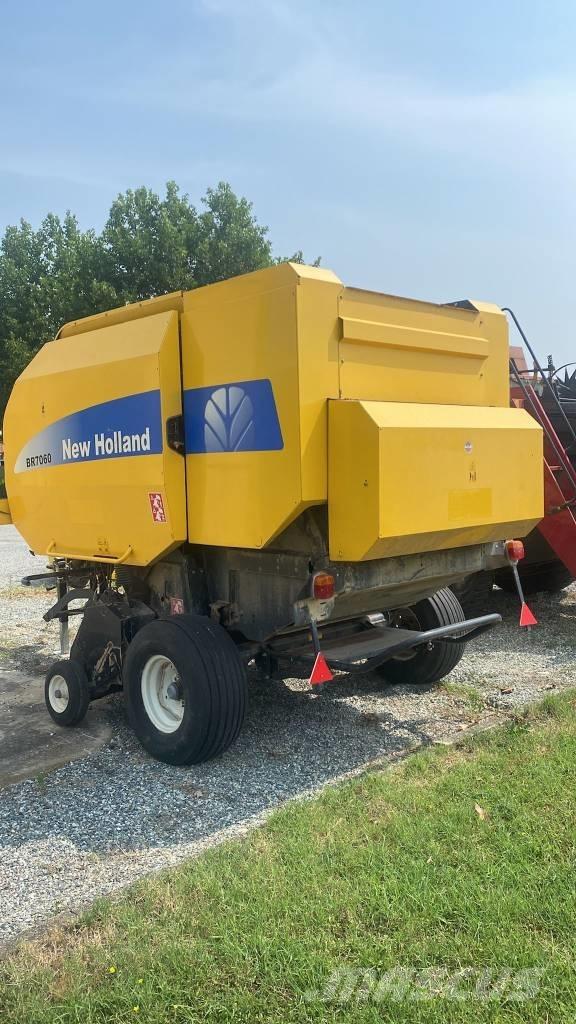 New Holland BR 7060 Πρέσες κυλινδρικών δεμάτων