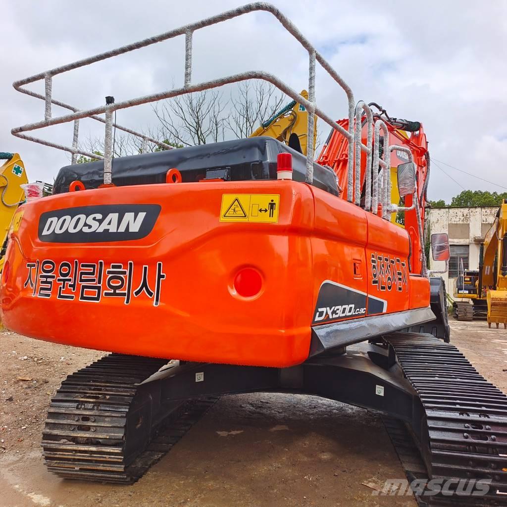 Doosan DX 300LC-9C Εκσκαφείς με ερπύστριες