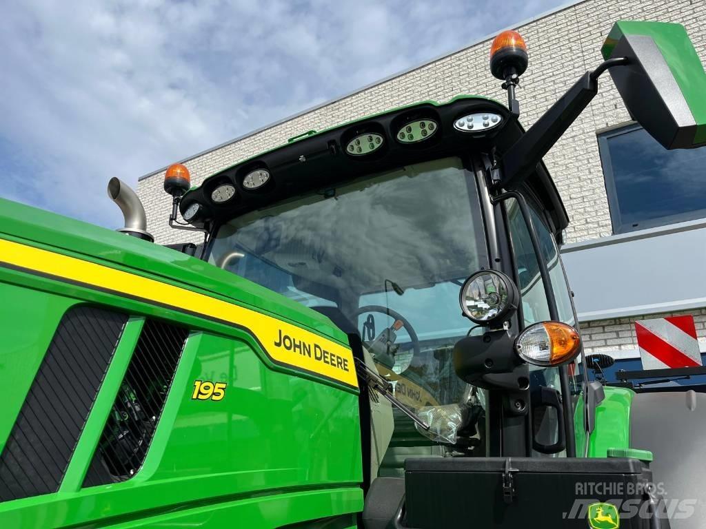 John Deere 6R195 Τρακτέρ
