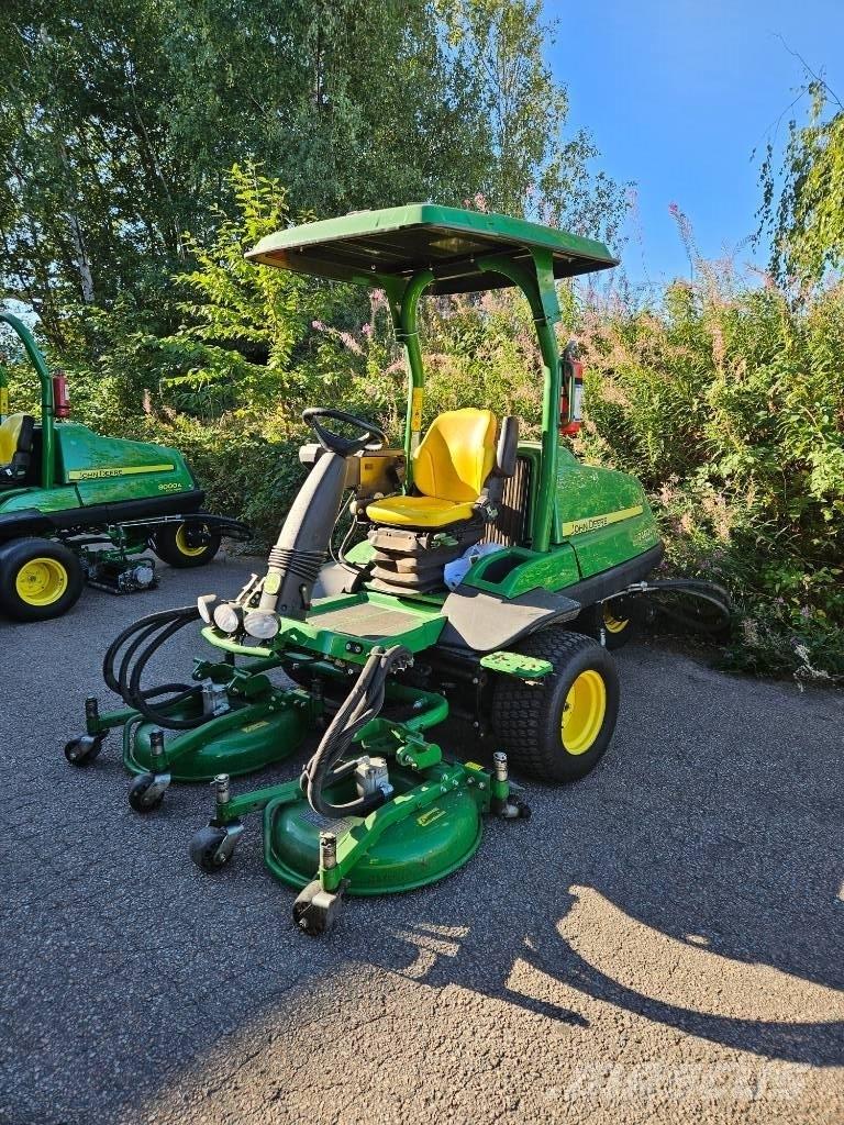 John Deere 7400 A Χορτοκοπτικά θάμνων, ξακρίσματος και περιβάλλοντος