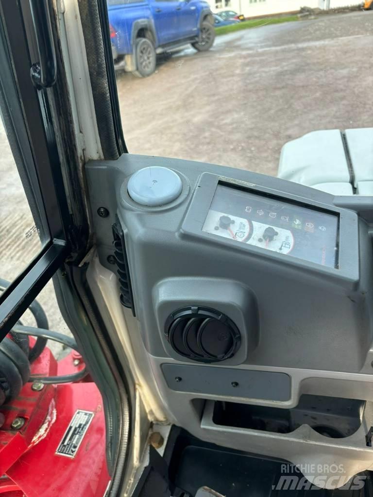 Takeuchi TB 250 Εκσκαφάκι (διαβολάκι) < 7t