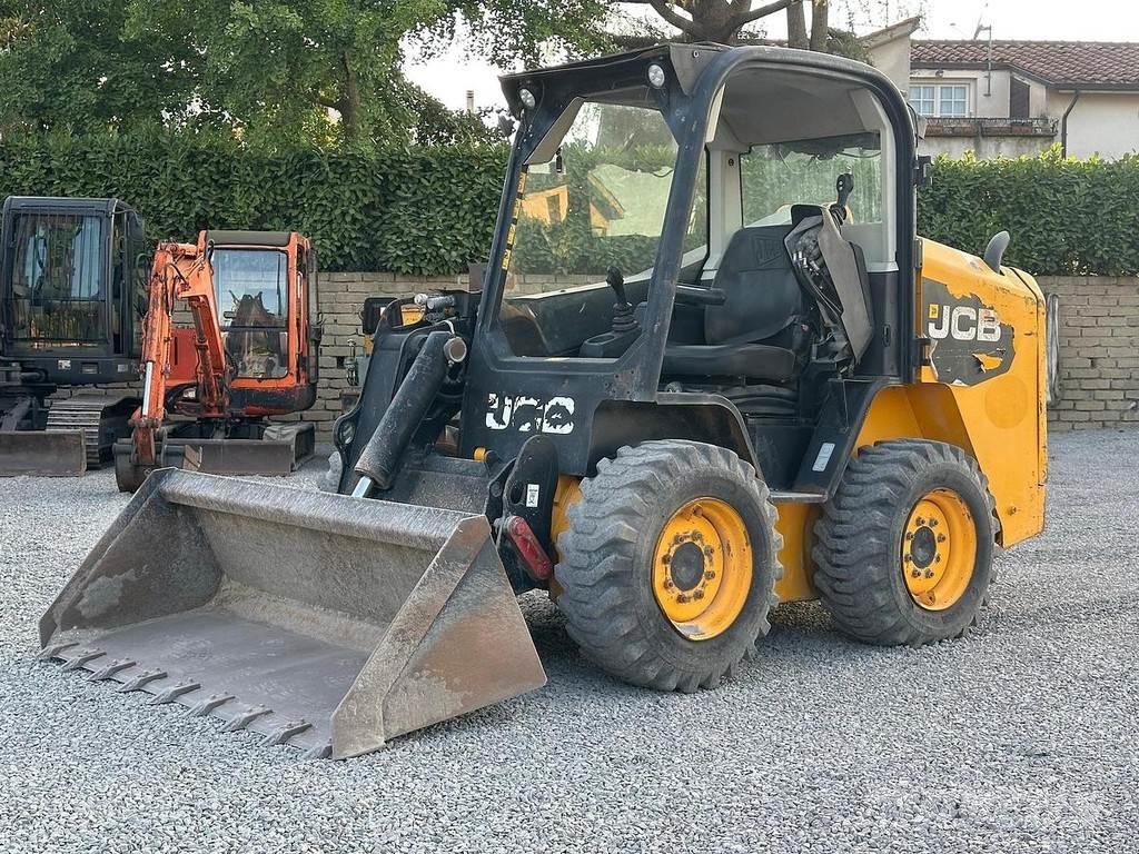 JCB 225 Μίνι φορτωτές