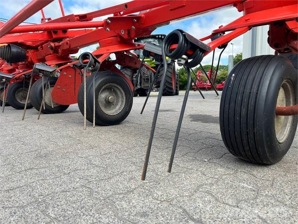 Kuhn GF6502 Τσουγκράνες και χορτοξηραντικές μηχανές