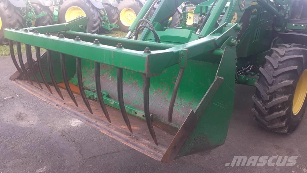 John Deere 6110 R Τρακτέρ